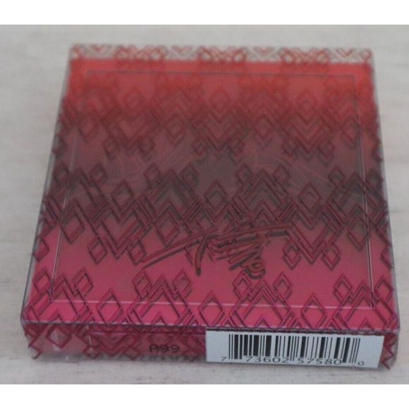 MAC Quad YUN Limited Edition HONOR OF KINGS Collection Eyeshadow Palette - Picture 4 of 5